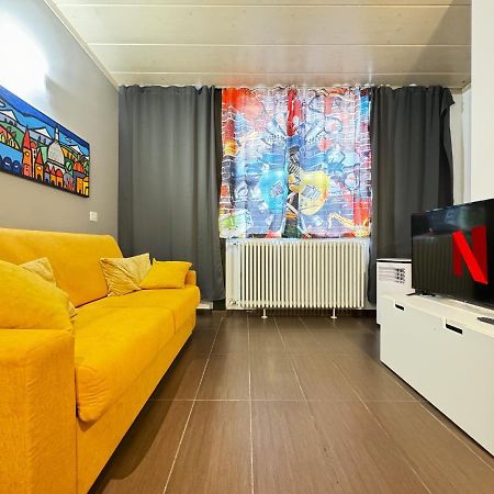 Dora Park-Porta Susa Private Parking&Netflix Turim Exterior foto